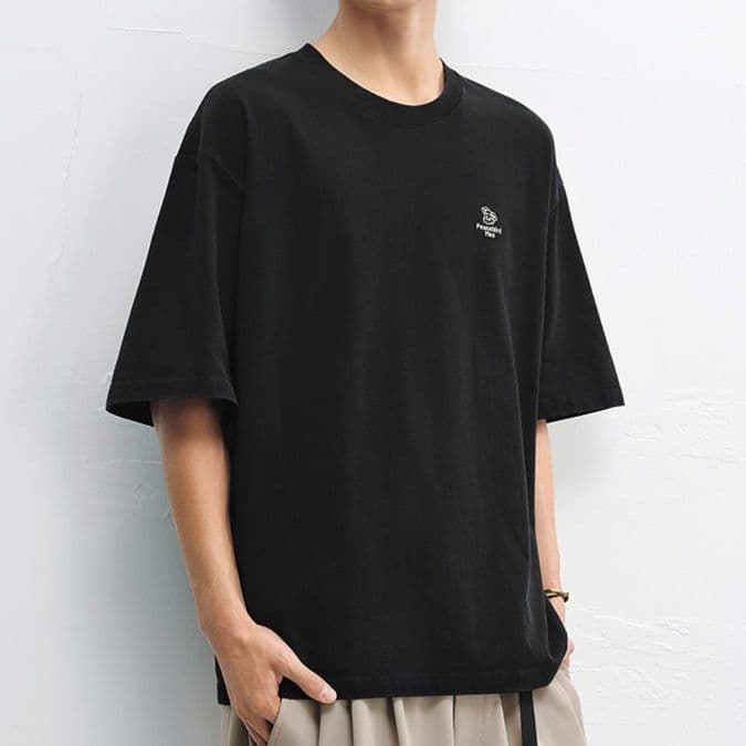 40 代 ファッション メンズ 大人の余裕シルエット ワンポイント刺繍Tシャツ