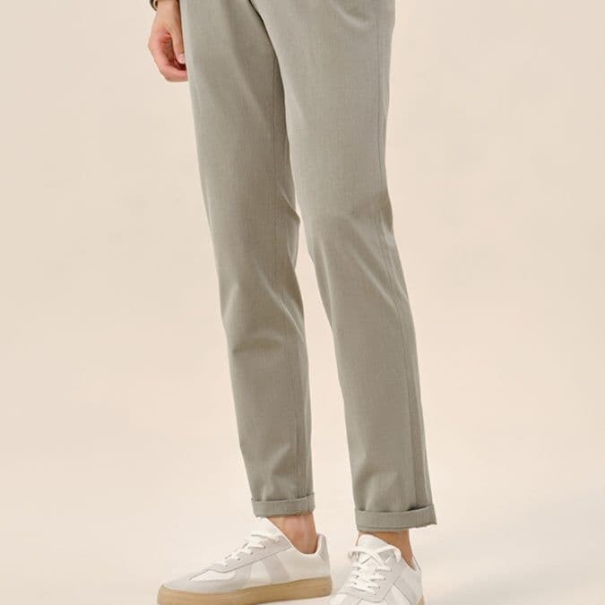 40 代 ファッション メンズ 洗練ストレッチスリムパンツ
