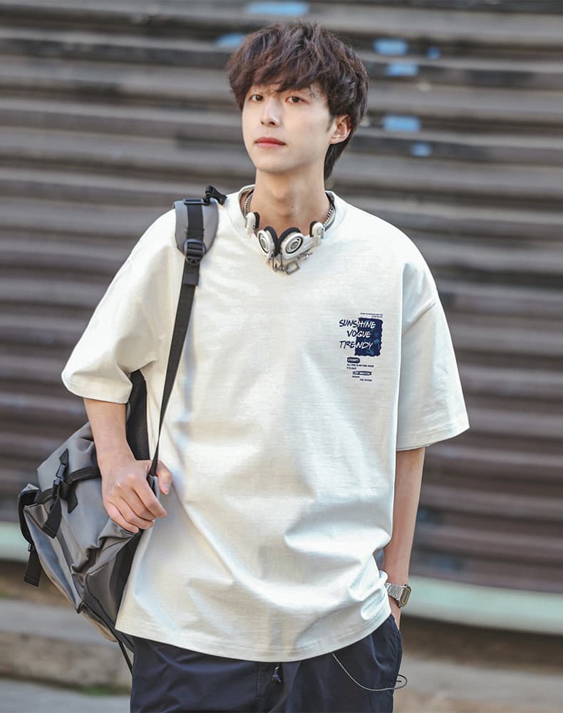 40 代 ファッション メンズ 洗練された休日のゆったりTシャツ