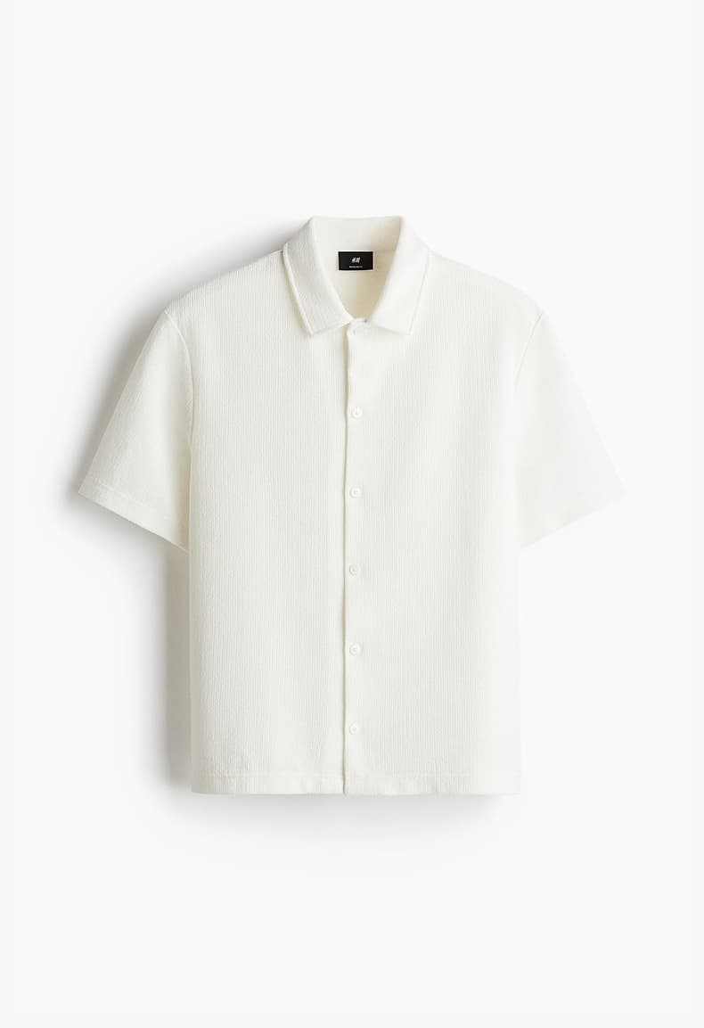 40 代 ファッション メンズ 上質素材の半袖ニットシャツ