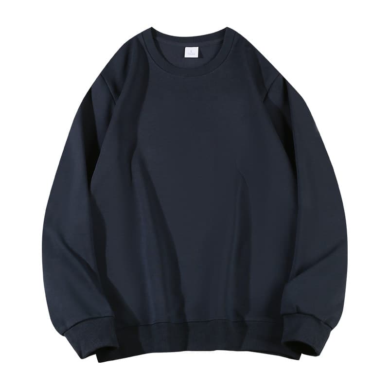 40 代 ファッション メンズ 洗練シルエット スウェットシャツ