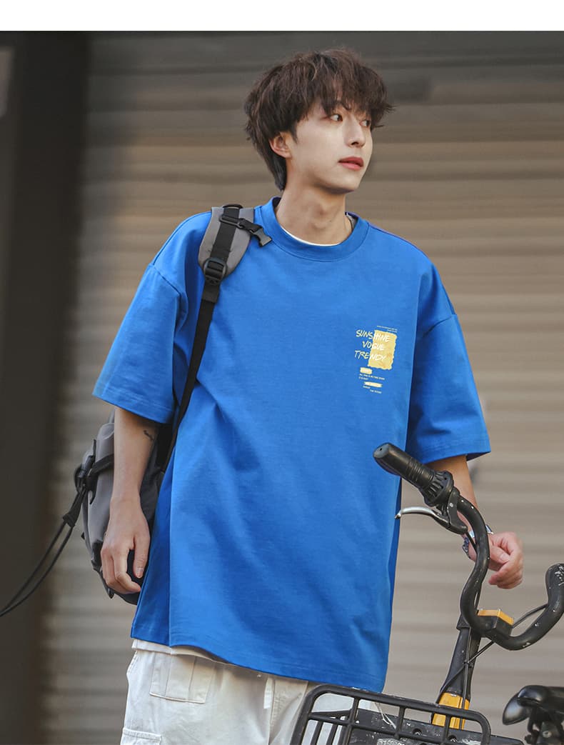 40 代 ファッション メンズ 洗練された休日のゆったりTシャツ