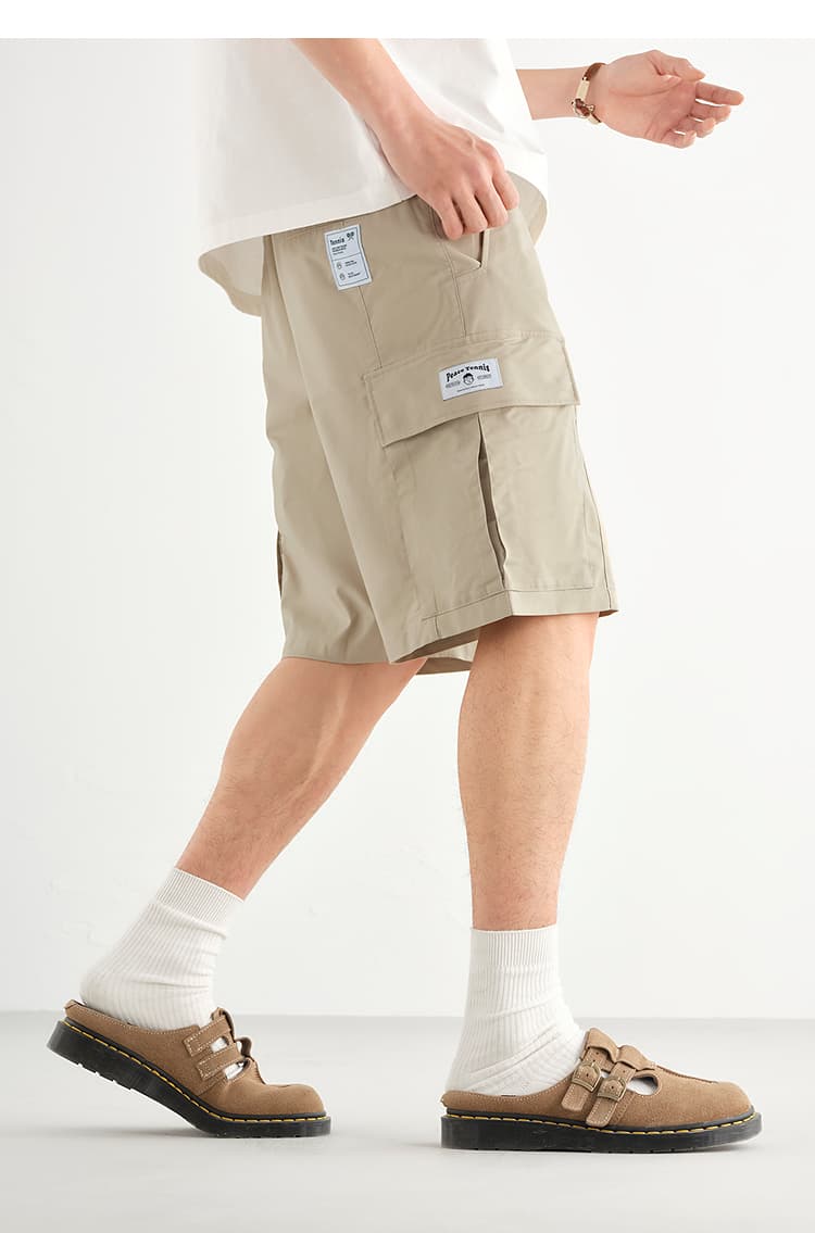 40 代 ファッション メンズ 機能性マルチポケットショートパンツ