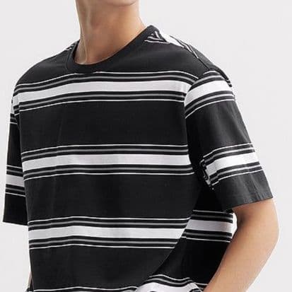 40 代 ファッション メンズ 大人の余裕を感じる洗練ボーダーTシャツ