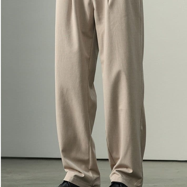 40 代 ファッション メンズ 洗練ワイドシルエットスラックス
