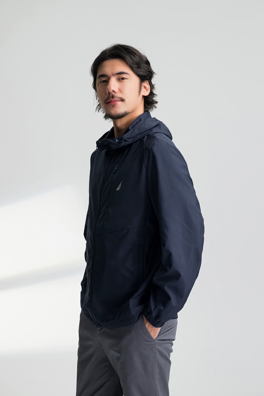 40 代 ファッション メンズ アウトドア風フード付きジャケット