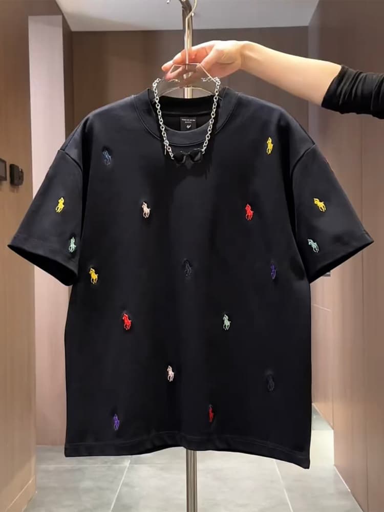 40 代 ファッション メンズ 彩り騎士刺繍 上質コットンTシャツ