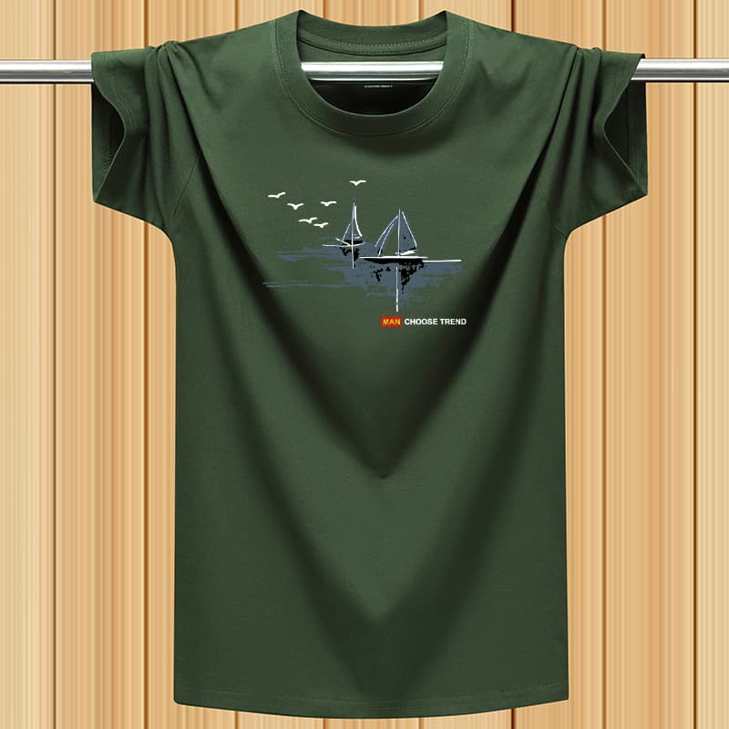 40 代 ファッション メンズ 山岳シルエット ロゴ入り半袖Tシャツ