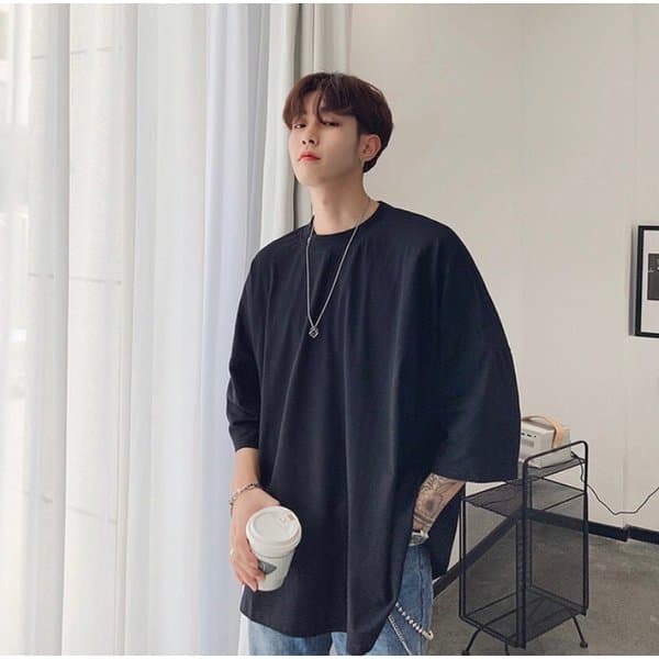 40 代 ファッション メンズ ゆったりシルエット 大人の黒Tシャツ